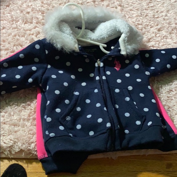 Baby’s polo outfit - Picture 3 of 3